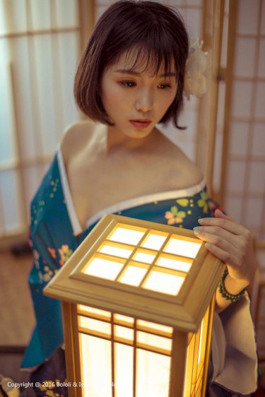 公么公在浴室征服小雪