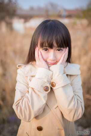白发魔女传作者简介